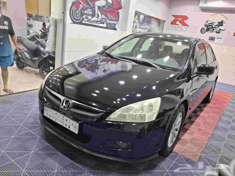 هوندا اكورد 200464438888015362110