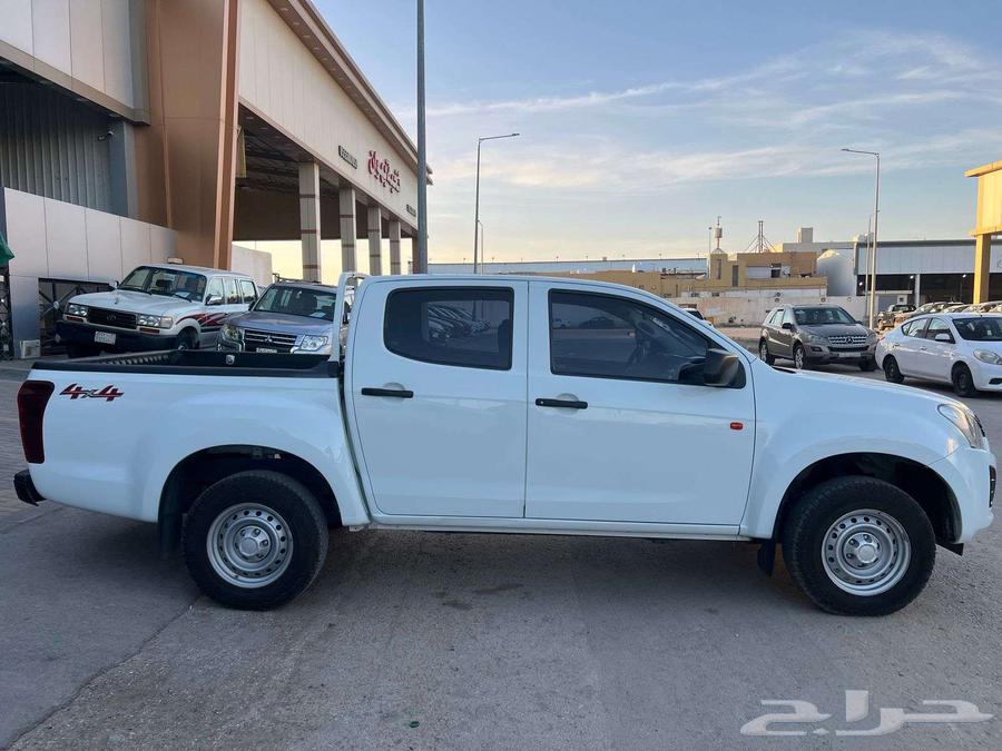 Isuzu D-Max GMR 2022 - Khalf Car Showroom64430368204673114