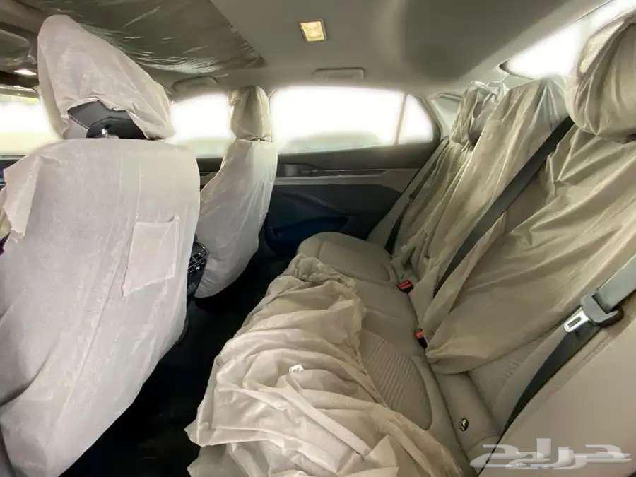 فورد تورس امبيانتي 2025 - 1685 شهريا بدون دفعه64432550457473114