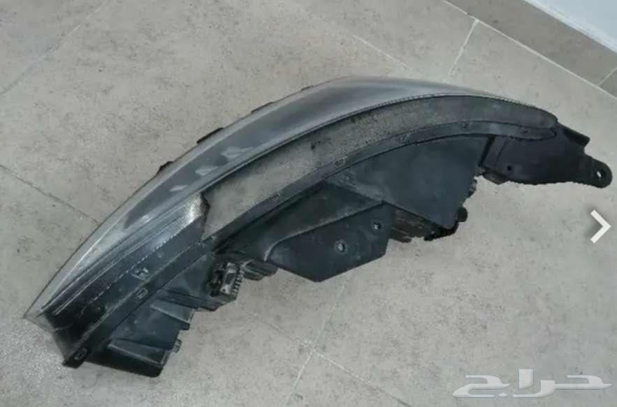 Hyundai Elantra Right Side Headlight 202064441800802561112