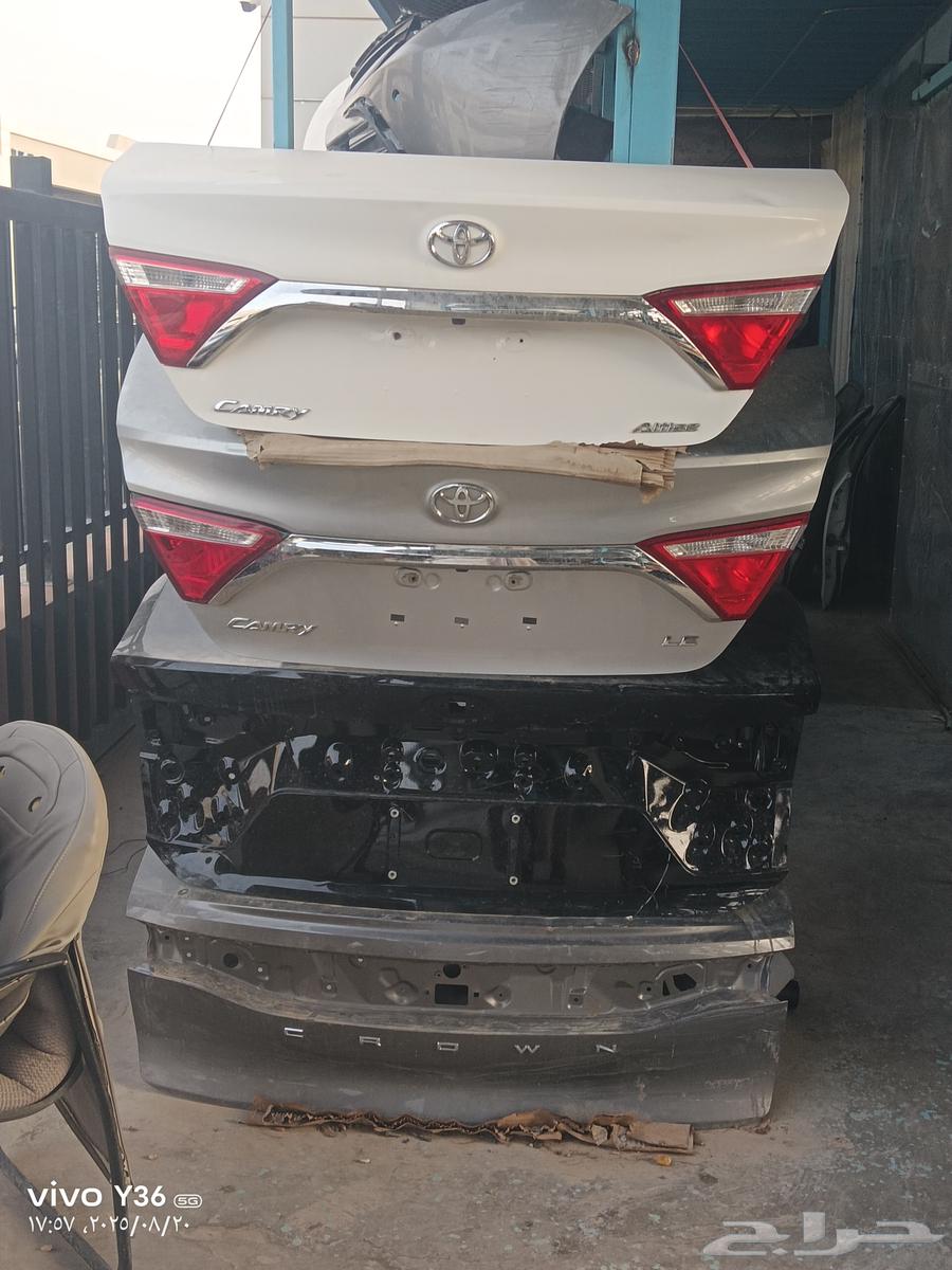 يوجد قطع غيار تشليح جميع انواع السيارات64381287228931110