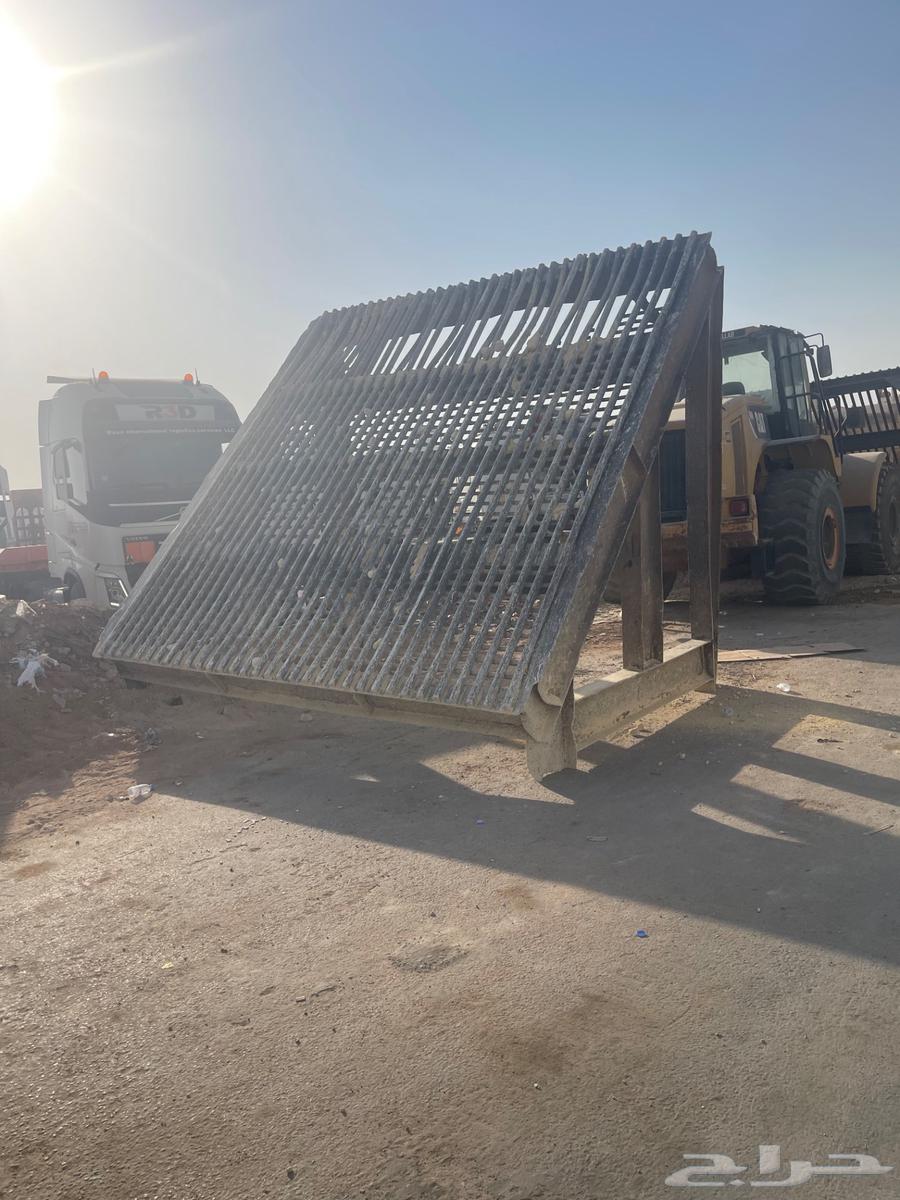 Soil Sieve64447468198403111