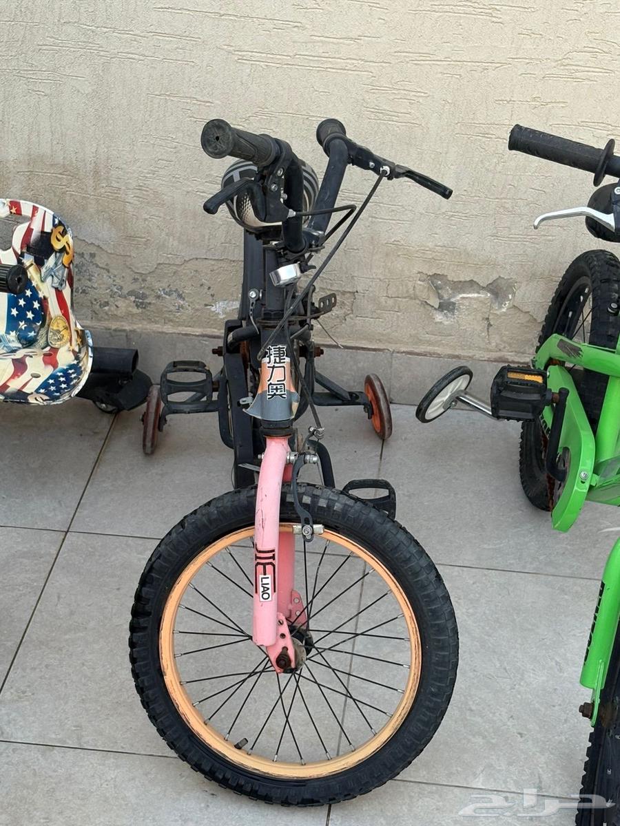 For sale: one moped, 3 scooters, and 2 sports bicycles64308809206402113