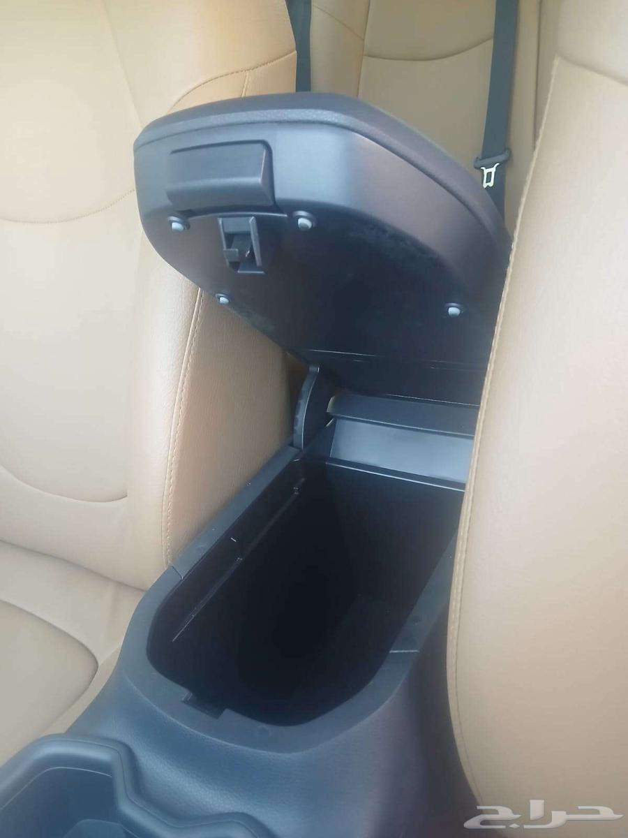 Rav 4 موديل 2024 جديدة تقريبا ممشى قليل جدا 4800 كم64449287720963111