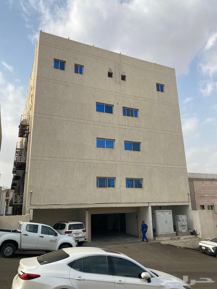Investment Opportunity: Fully Rented Commercial, Administrative, and Residential Building in Makkah63613611600898111