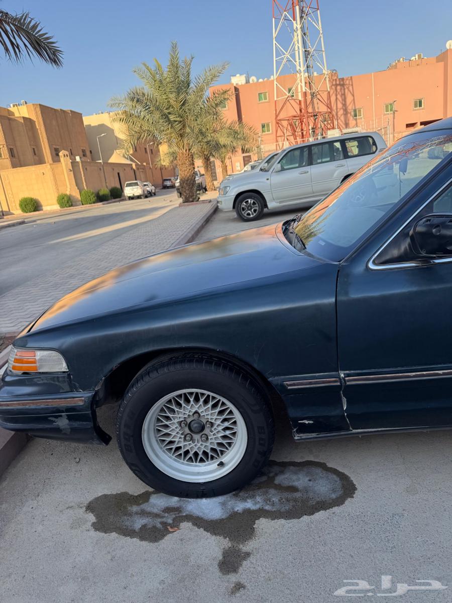 Ford Crown Victoria 97 model for sale64441622554625114