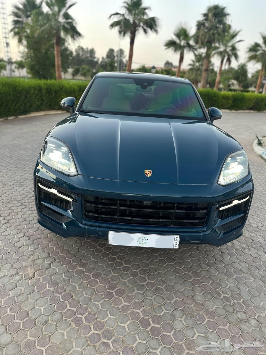 Porsche SUV for sale, almost new, at an attractive price64446390819969110