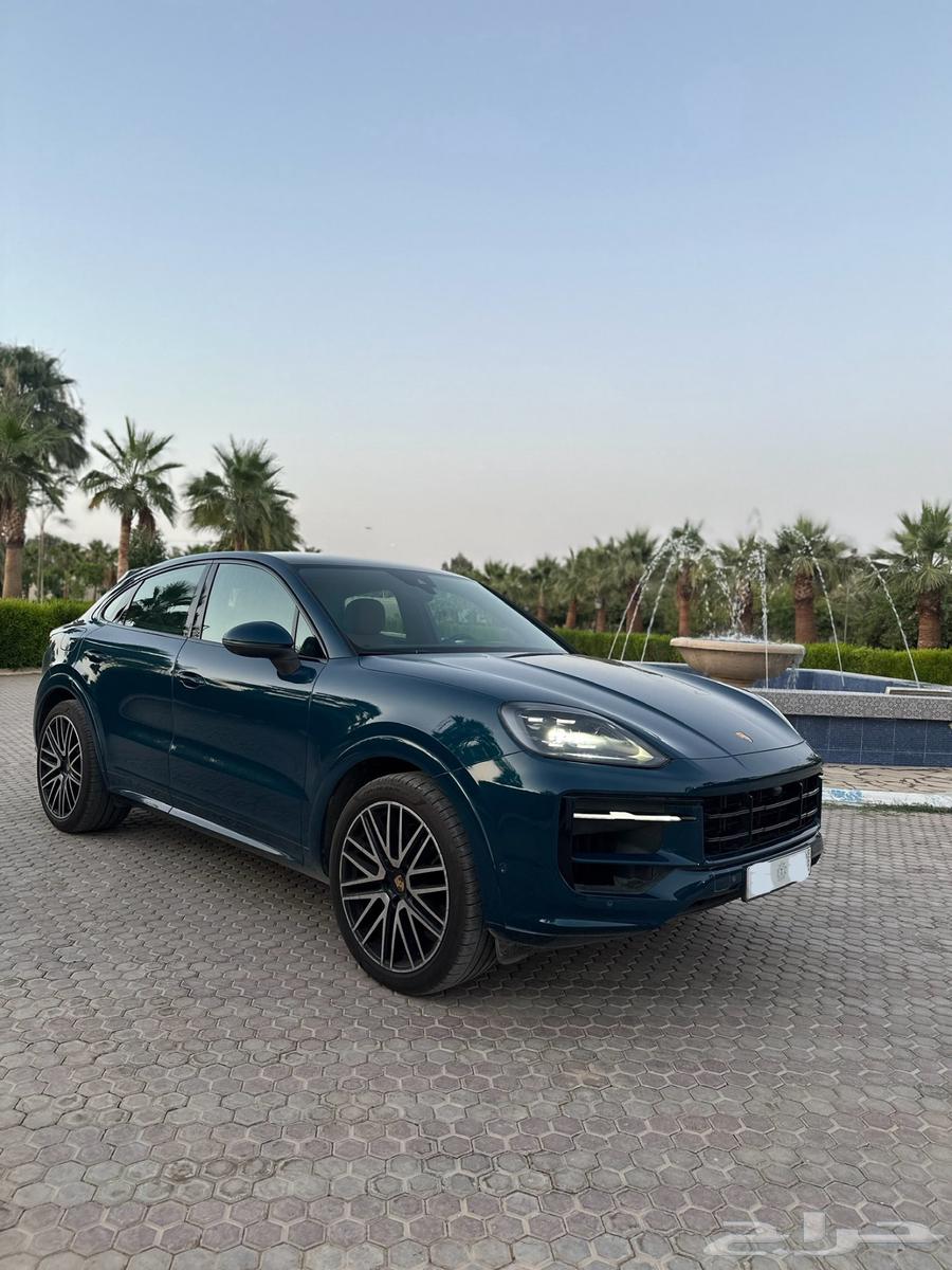 Porsche SUV for sale, almost new, at an attractive price64446390819969113