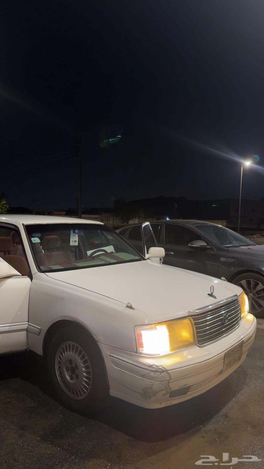 Crown model 199964441267093889110