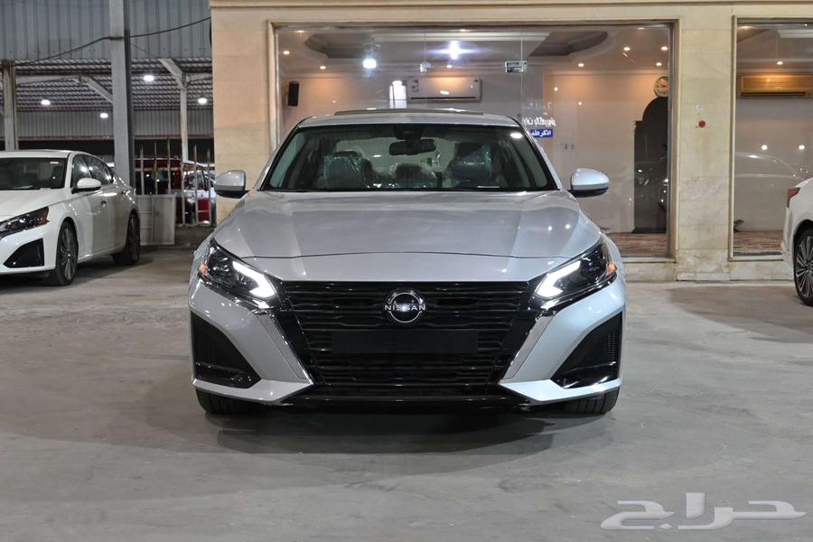 نيسان التيما SV 2023 نص فل سعودي جديد64444177581954111