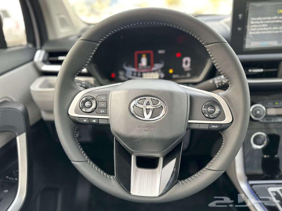 تويوتا فيلوز GLX موديل 202564454221983746114