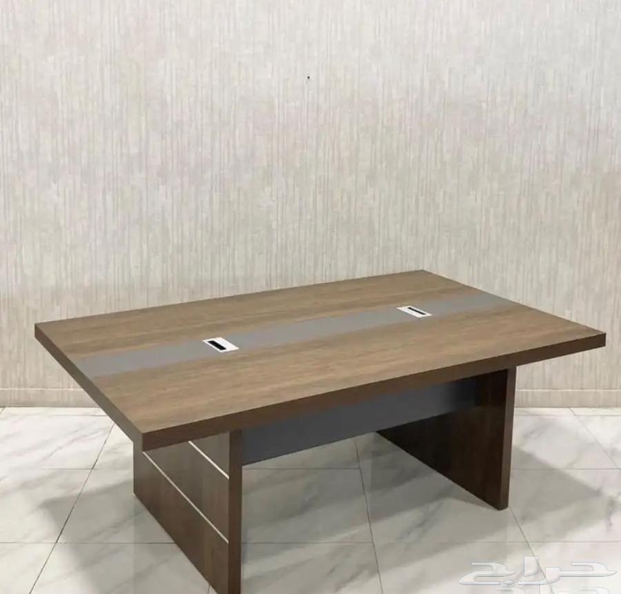 طاولة الاجتماعات متوفرة ب تصاميم الفخامة والأناقة64312687894786112