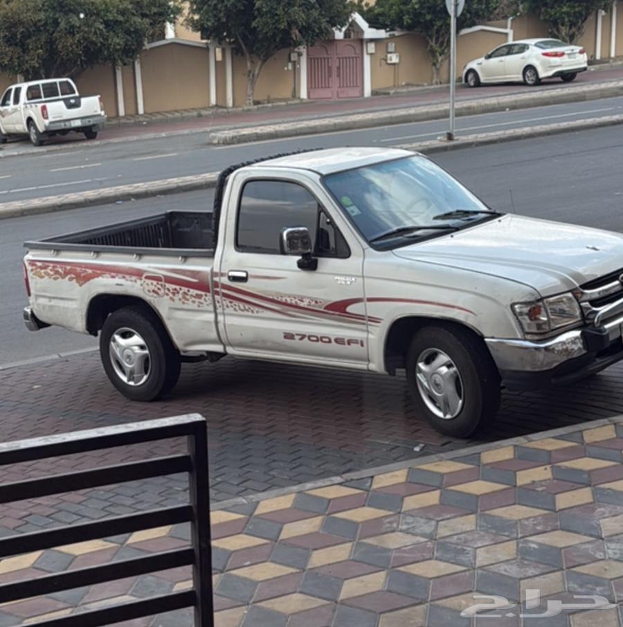 HiLux 200264451486130433111