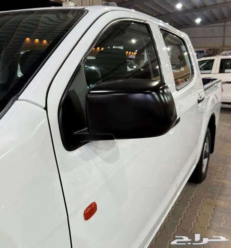 للبيع ايسوزو ديماكس 2016 غمارتين ديزل سعودي64442830034562112