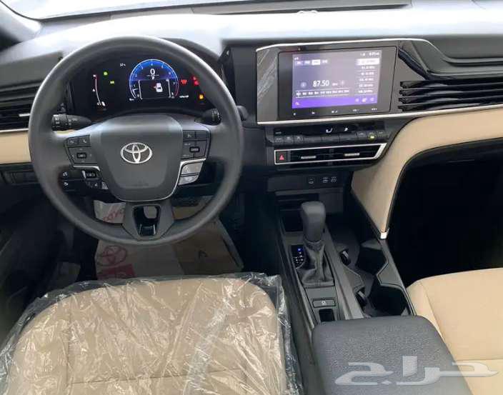 توبوتا كامري E ستاندر بنزين وهايبرد 2025 اقساط64460434557953114