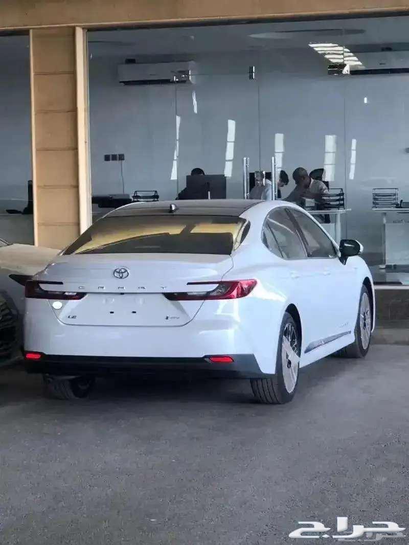 تويوتا كامري LE هايبرد فتحة بانوراما 2025 القسط 1788 الحسن64455481610113113