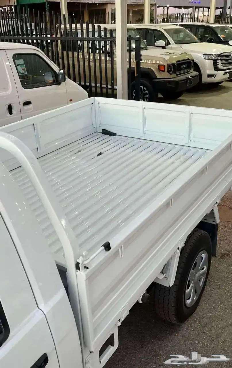 Isuzu Ghamara Sides 202564457733463554111