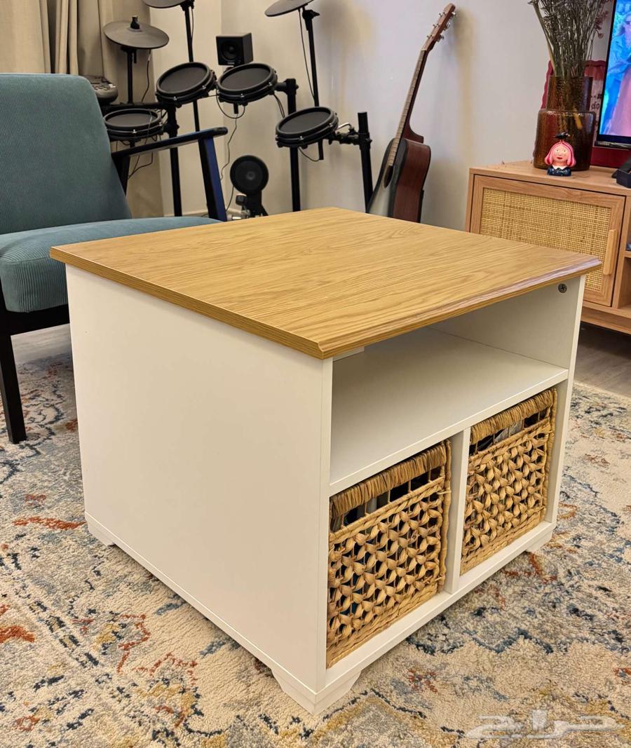 طاولة قهوة SKRUVBY من ايكيا شبه جديدة IKEA coffee table64320009174019110