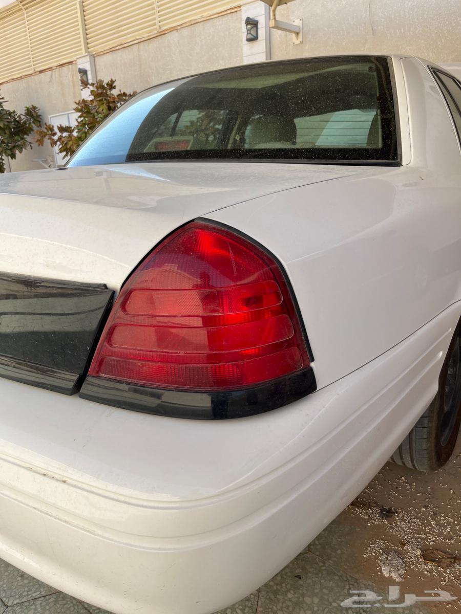 اسطبات فورد بوليسي64454040815875111