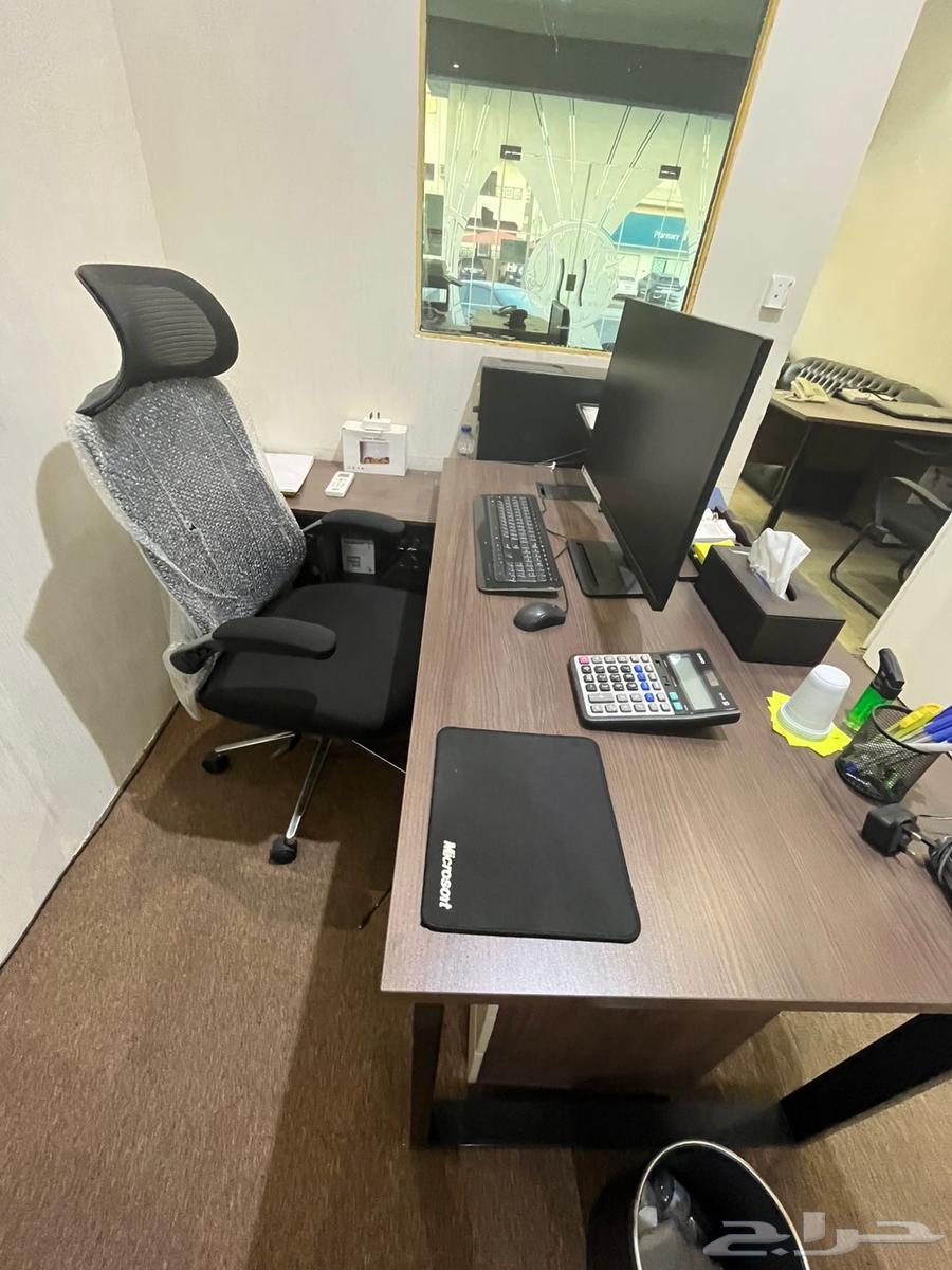 غسالة اتوماتيك سامسونج وشاشة تلفزيون واثاث مكتبي للبيع64214478056962110