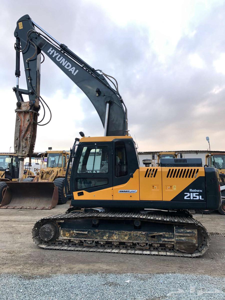 بوكلين هونداى 215 موديل 2023 معرض رواد المعدات64455714115841110