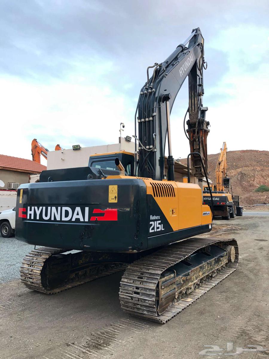 بوكلين هونداى 215 موديل 2023 معرض رواد المعدات64455714115841112