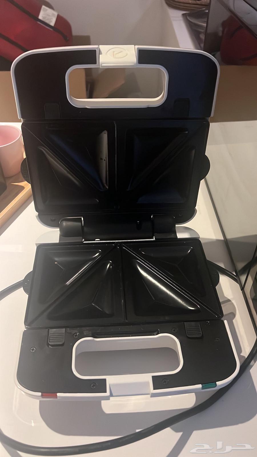 ماكينه قهوة philipsو مكينه إعداد سندويشات64371379629442112