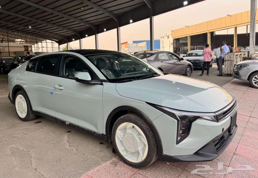 كيا K4 نص فل 2.0 cc موديل 2026 أقساط او كاش64459438816643113