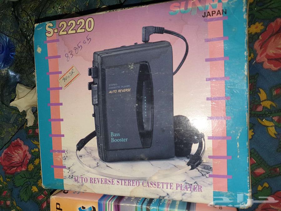 Old small recorder64456899825026111