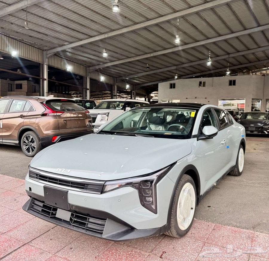 كيا K4 نص فل 2.0 cc موديل 2026 أقساط او كاش64459438816643111