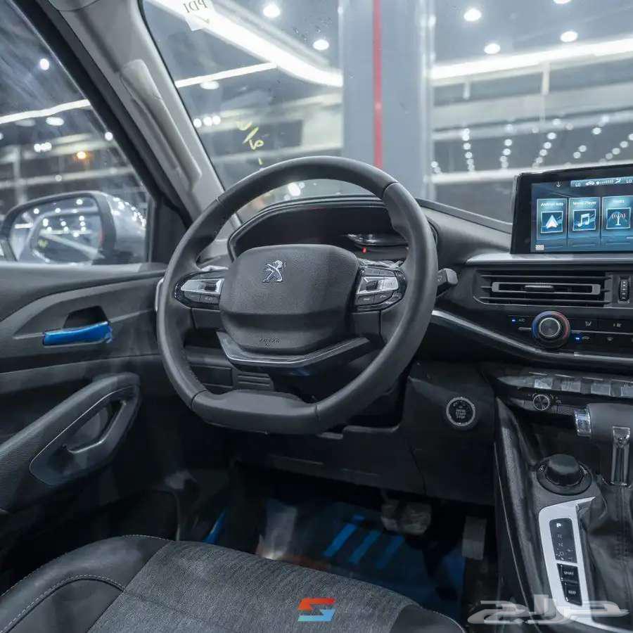 بيجو لاندتريك غمارتين بنزين 2023 فل كامل قير اوتماتيك64455481597441114