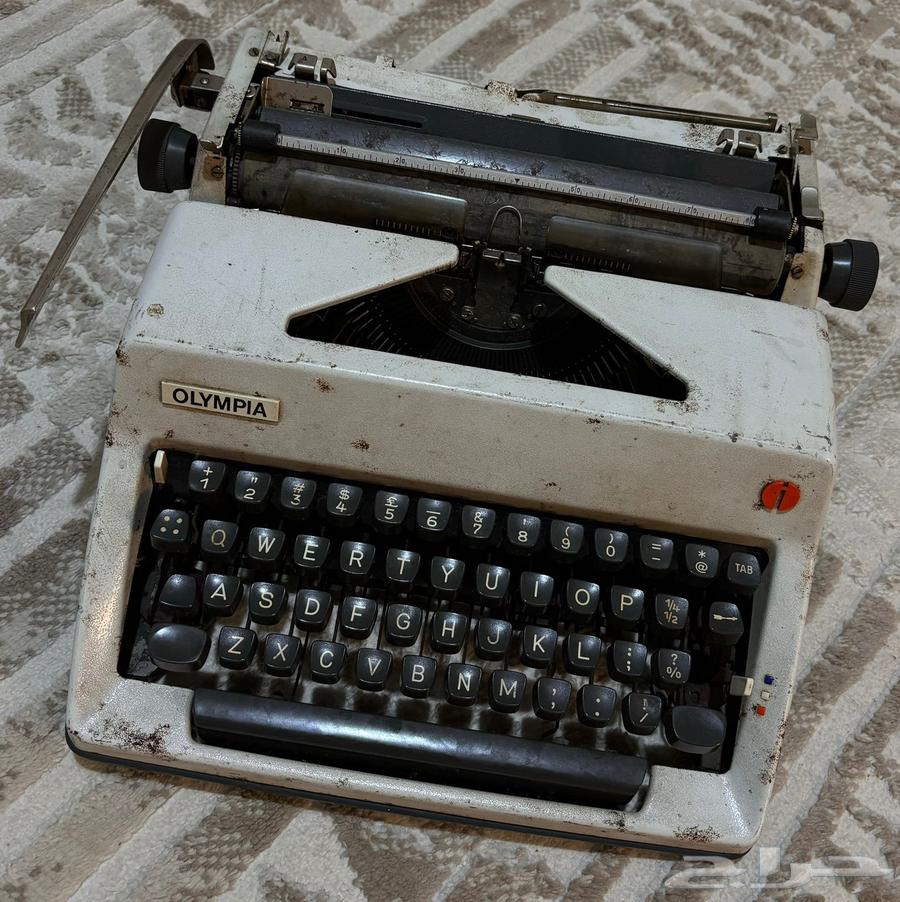Typewriter64322192697473111
