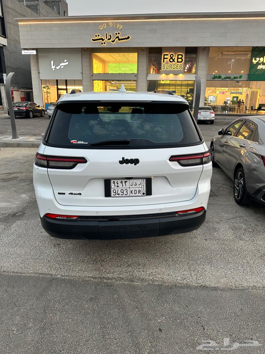 يب جراند شيروكي 4X4 L 2022 التييمات64479822838274112