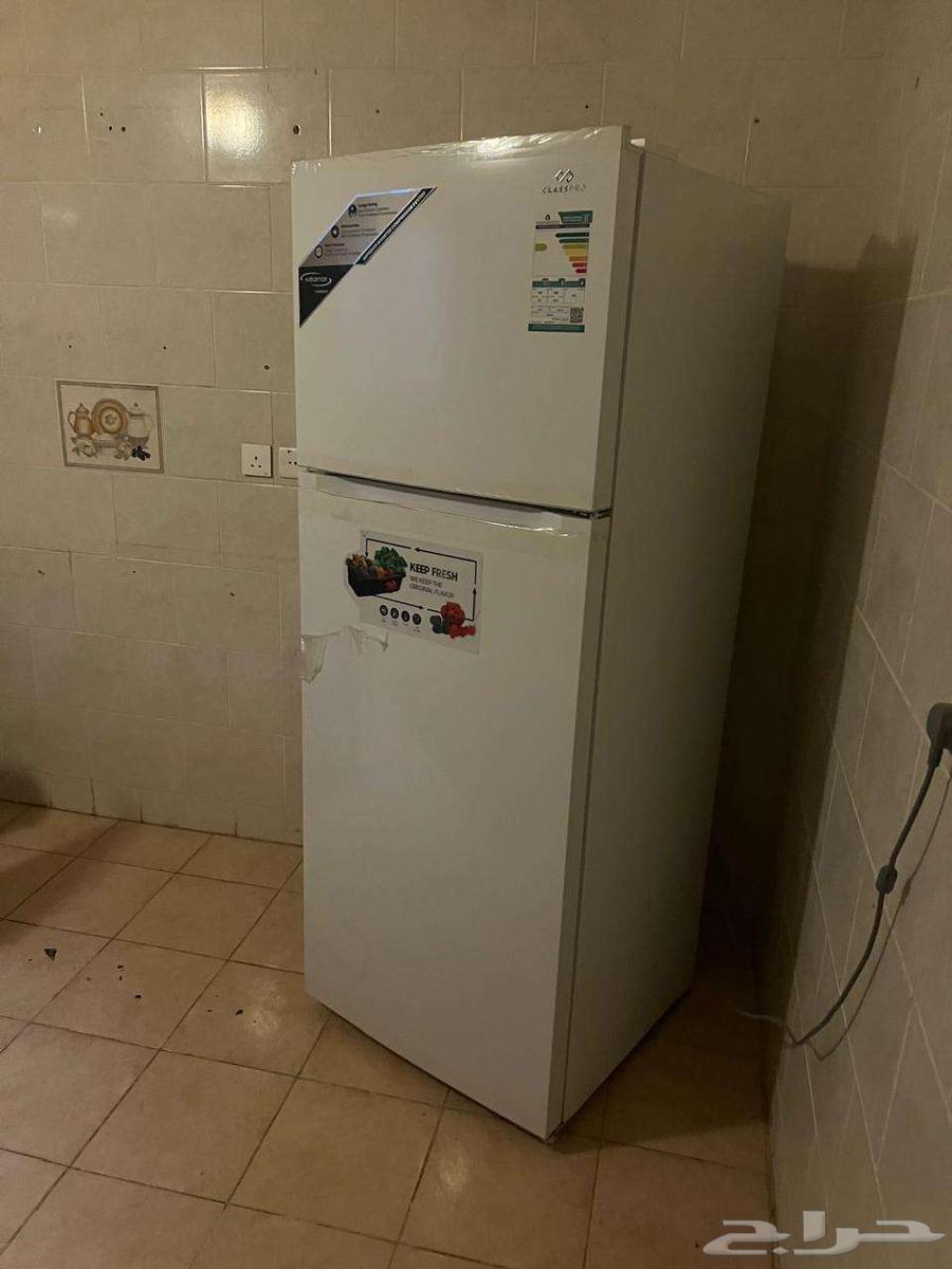 تلاجة وبوتاجاز استعمال 6 اشهر وتلفزيون 32 بوصة64335725374467113