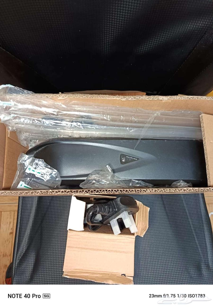 كرسي درج كهربائي متحرك شبه جديد64331945235074111