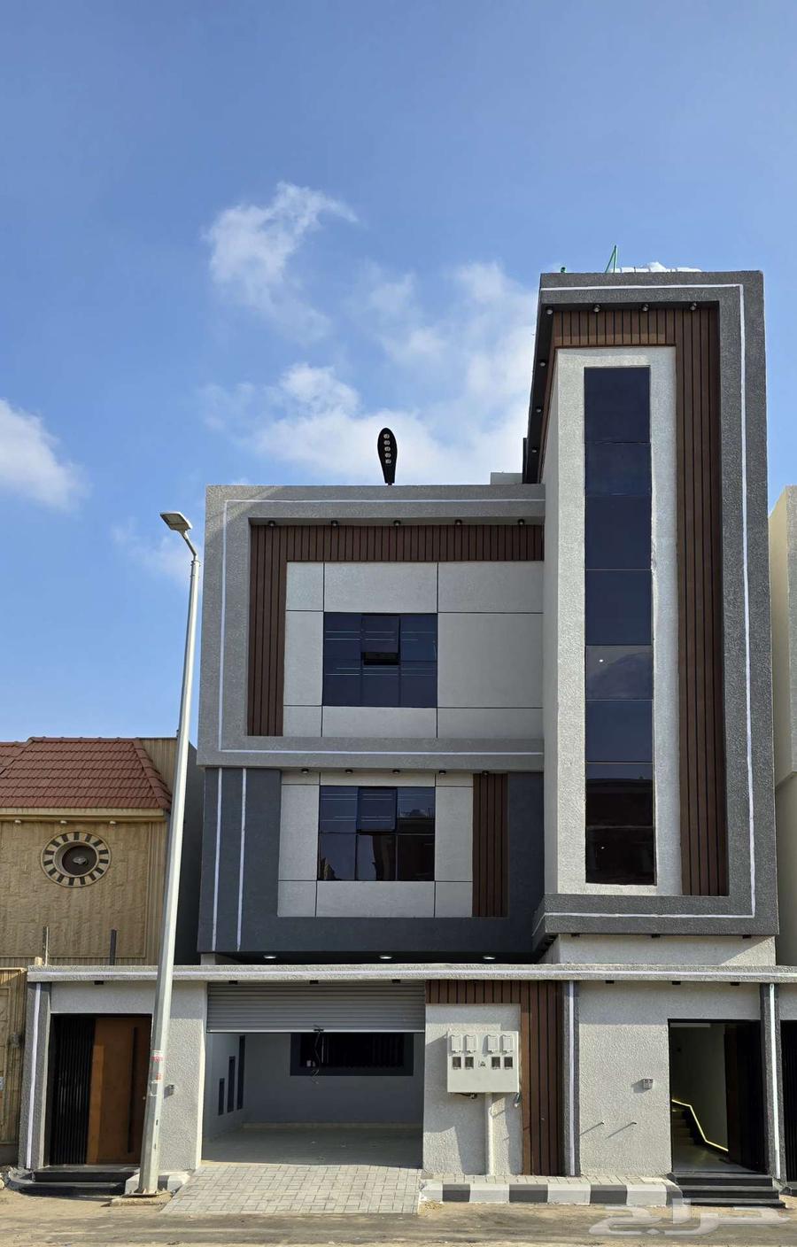 Luxury penthouses for sale in Al-Musa neighborhood63613839071107111