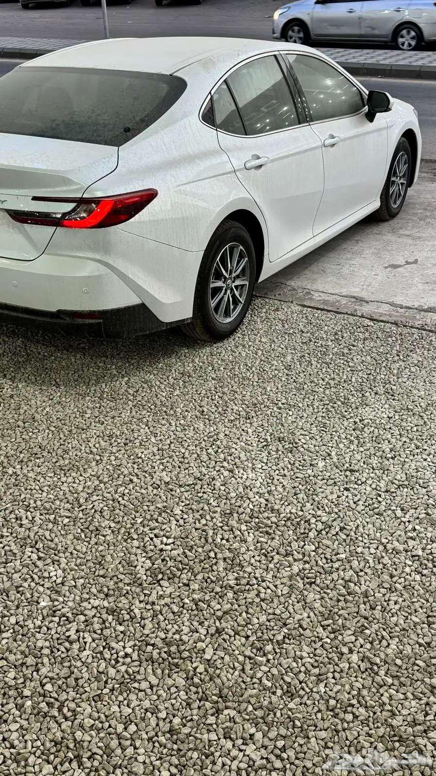 عرض خاص كامري 2025 E بنزين سعودي 111500 شامل64477185436802112