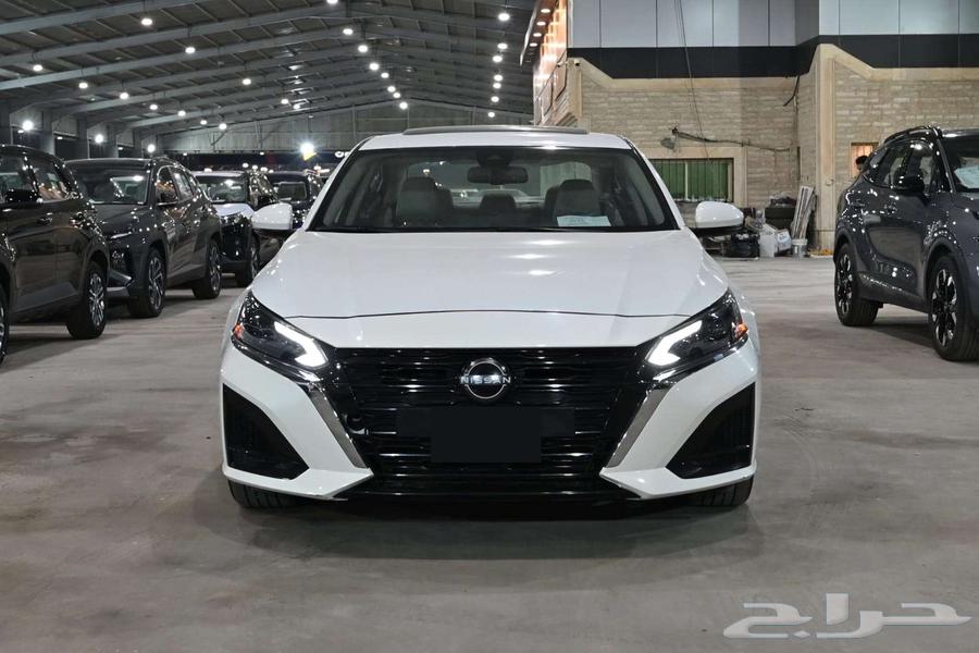 نيسان التيما SV 2024 نص فل سعودي64470635168131111