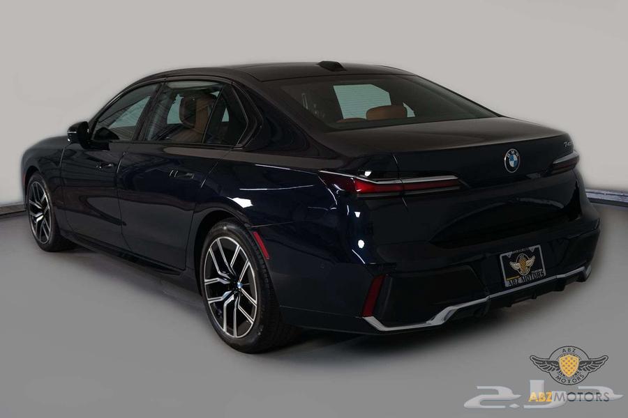 بي ام دبليو 2024 740i بسعر 381 الف واصل للبيت64475750053633113