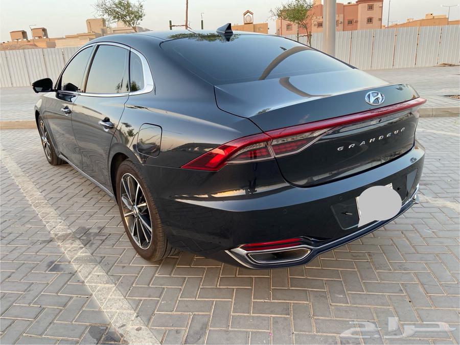 ازيرا الممشى 73 ألف موديل 202064468594793729111