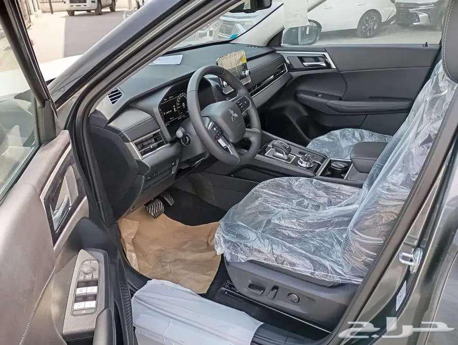 ميتسوبيشي اوتلاندر نص فل وفل متواجد لدينا 2025 سعودي64481640794498112