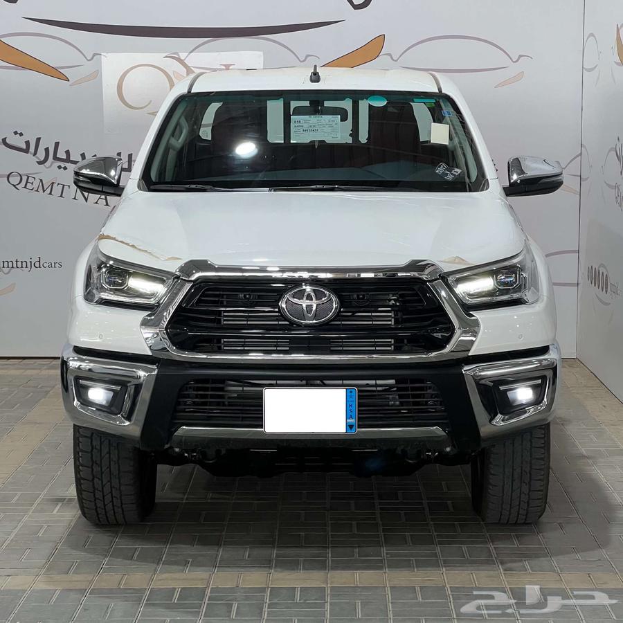 تويوتا هايلوكس SGLX تماتيك ديزل 2025 ممشى 700 فقط شبه أصفاار64470045757570111