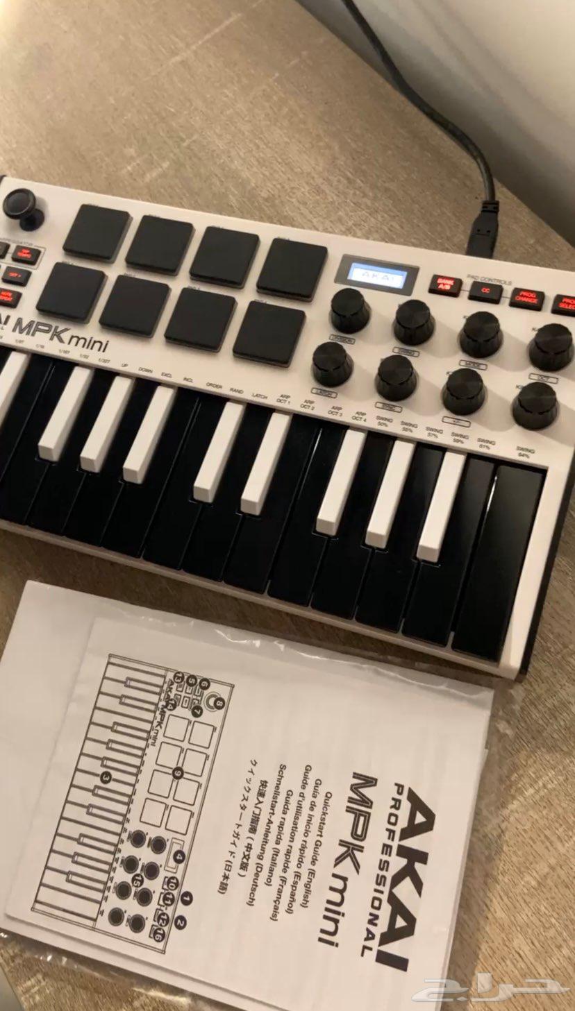 للبيع جهاز akai mpk mini364349872509187112