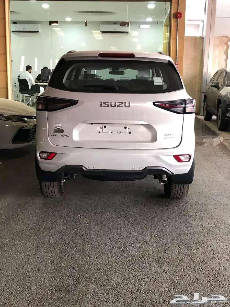 Isuzu MUX Full Option Double Diesel Saudi 2024 Installment 1850 at Al-Hasan64485806581249112