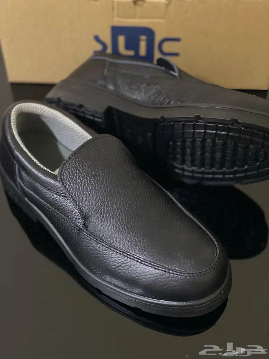 New safety shoes with original box Safety shoes63619158212098111