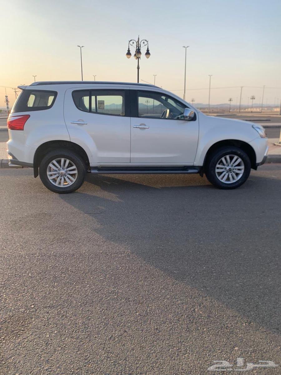 جيب ايسوزو فل كامل63618061325058112