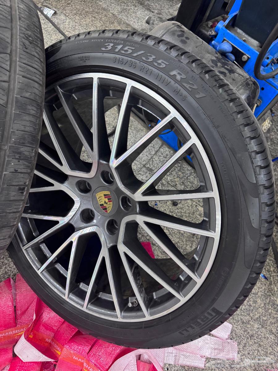 جنوط بورش اصلية من وكالتها مقاس 2164492663150467110