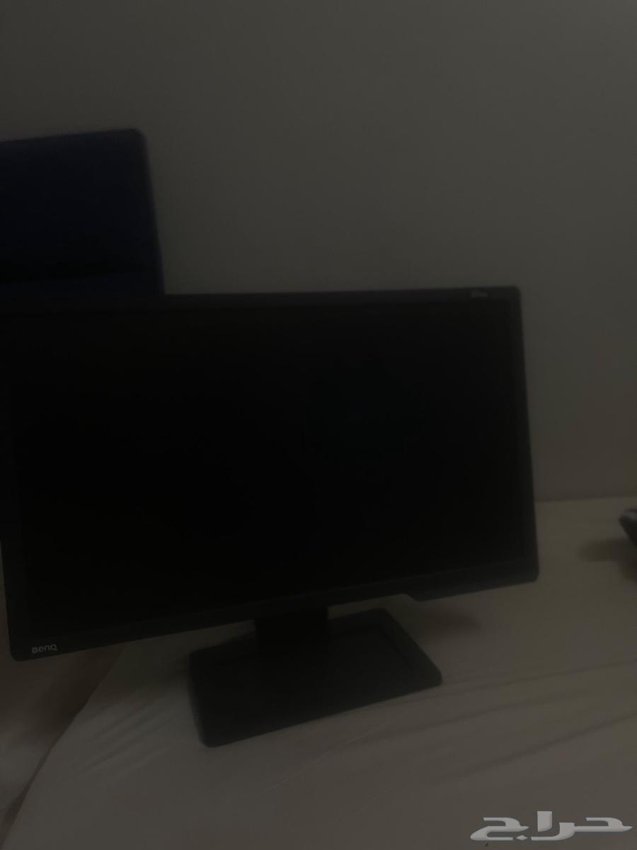 Logitech Superlight Mouse and BenQ 144 Screen64348187784449111