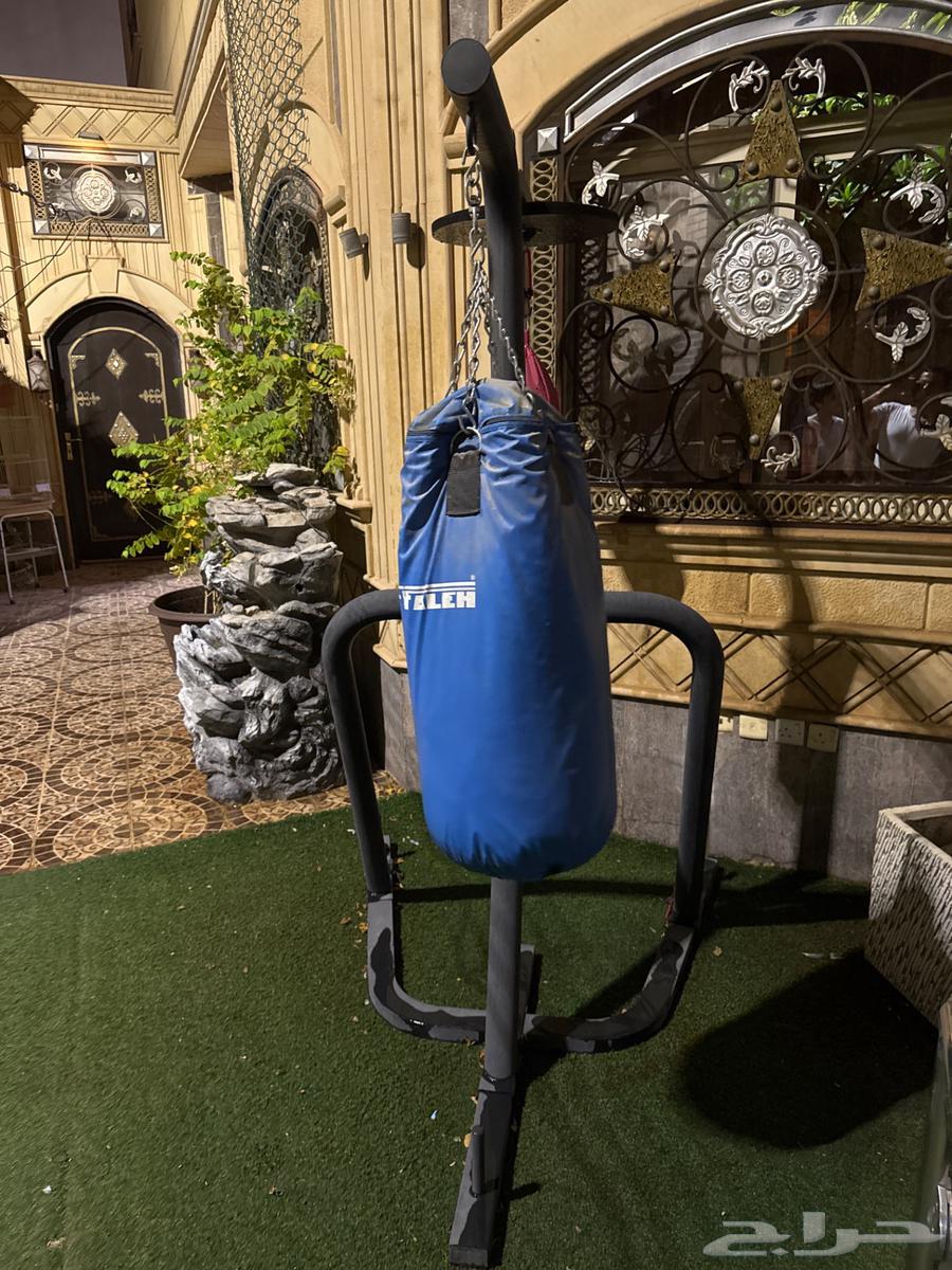 ستاند ملاكمه خارجي كبير مع كيس ملاكمه من شركة الفالح64350041546626110