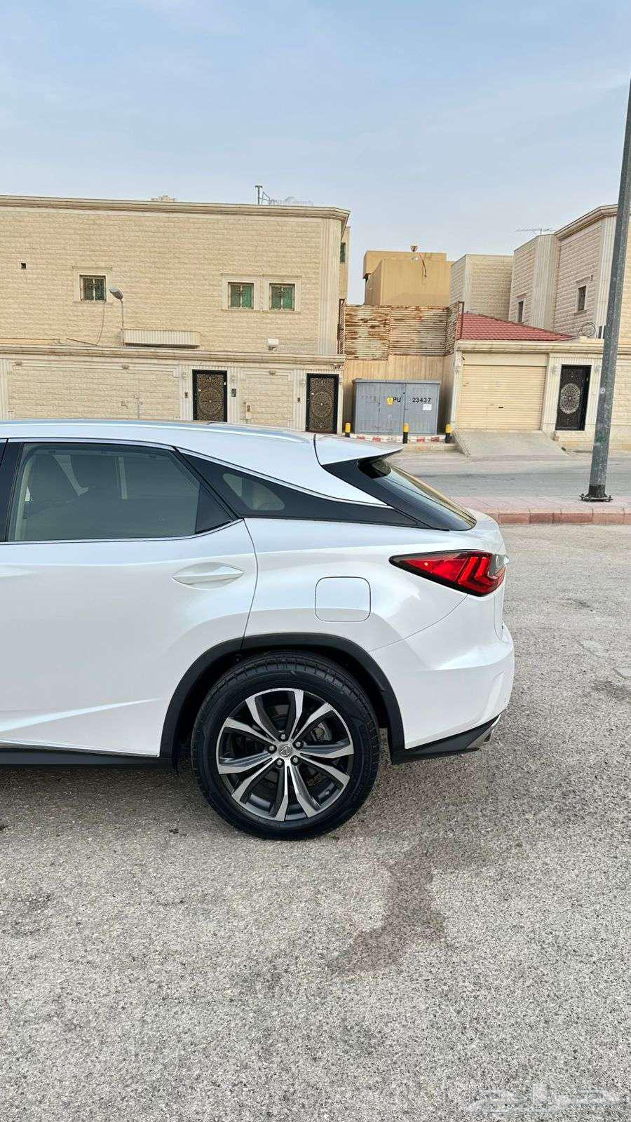 Lexus RX 16 in my name, agency64343854758274113